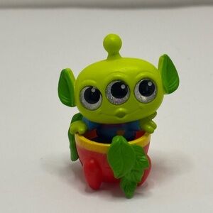 Series 15 Alien doorable